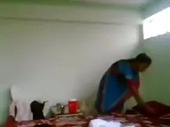 - যেখানে সানি লিওন চ ...