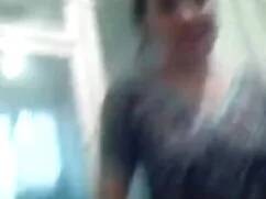 মুখের মধ্যে এক্স এক্ ...