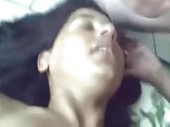 সুন্দরী কনডম দিয়ে চ ...