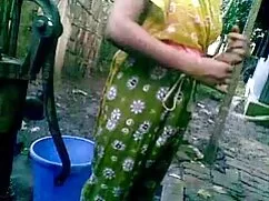 মালিকের সঙ্গে চুদাচু ...