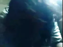 বড় সুন্দরী মহিলা পু ...