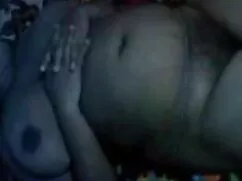সুন্দর 18 বছর পুরাতন ...