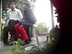 এক মহিলা বহু পুরুষ খ ...