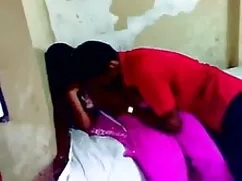 মহিলার হিন্দি চুদাচু ...