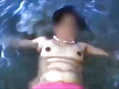 দুর্দশা, মেয়েদের চু ...